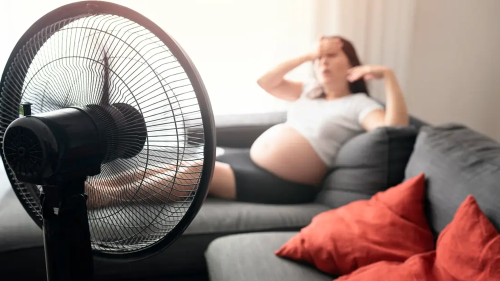 Pregnancy Can Leave You Sleepless and Overheated